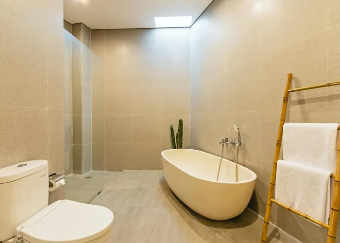 ヴィラ Celestial Brand New Enchanting 2 Bedroom With Aircon Living *